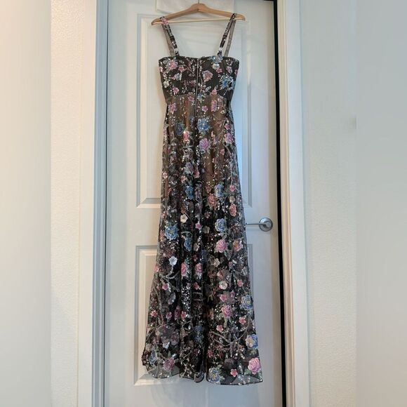 NWOT BRONX AND BANCO MIDNIGHT EMBROIDERED FLORAL GOWN - Picture 12 of 16